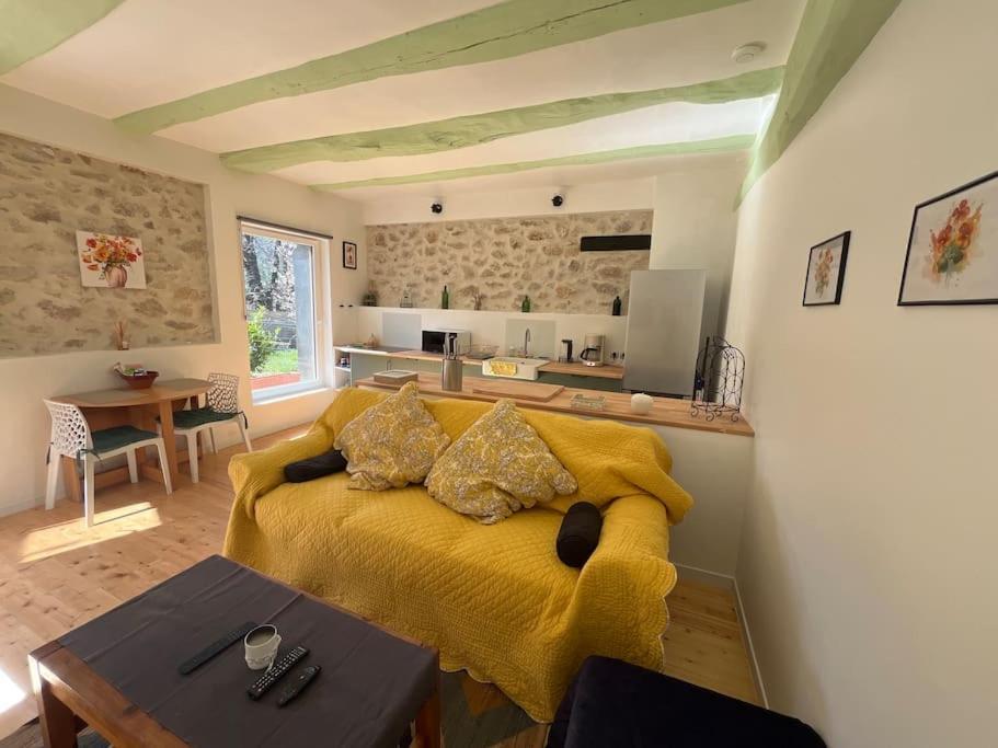 Ferienwohnung La Bastide Aux Iris - Les Capucines Villecroze Exterior foto